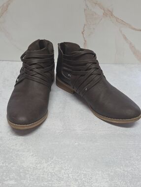 Rocket Dog Dark Brown Wrap-Strap Chukka Boots